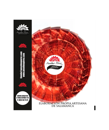 Affettato a mano di prosciutto 100% razza iberica.